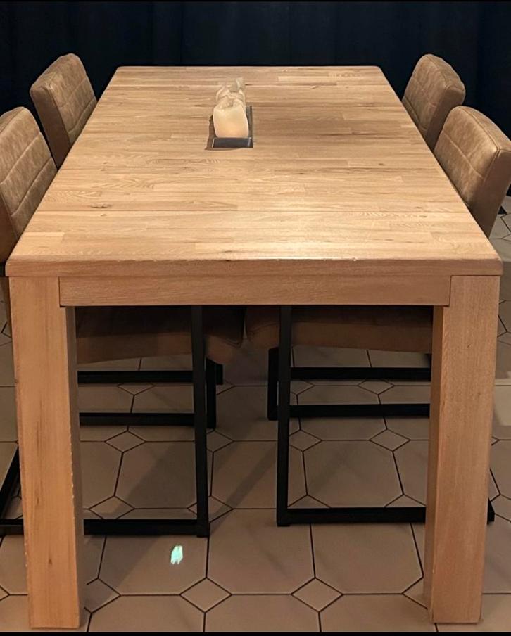 Eettafel in hout, Maison & Meubles, Salles à manger complètes, Utilisé, Enlèvement