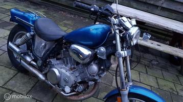 Yamaha XV 700/750 Virago 1984 compleet in onderdelen beschikbaar voor biedingen