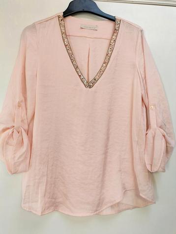 Vie ta vie, prachtige roze blouse. beschikbaar voor biedingen