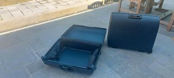 TWEE GROTE REISKOFFERS, Handtassen en Accessoires, Koffers, Ophalen, Zo goed als nieuw