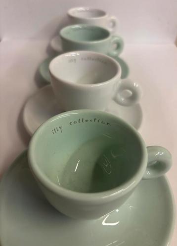 Illy 4 sets Art Collection Daniel Buren beschikbaar voor biedingen