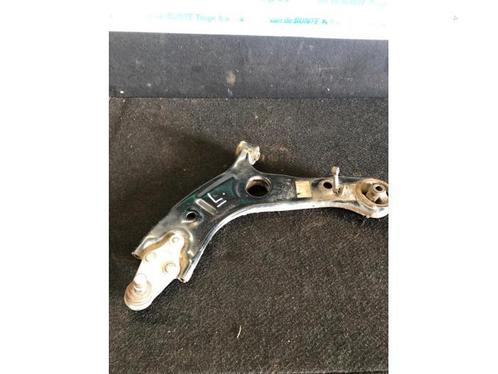 Draagarm links-voor van een Kia Sorento, Auto-onderdelen, Ophanging en Onderstel, Kia, Gebruikt, 3 maanden garantie