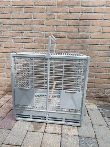 Reiskooi/ transportkooi voor parkieten papegaaien enz... beschikbaar voor biedingen