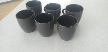 Kopjes, 6 stuks.Heel goede staat.Vlug weg meeneem prijs. beschikbaar voor biedingen