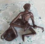 bronzen beeldje, Ophalen, Brons