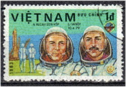 Vietnam 1983 - Yvert 414 - Dag van de ruimtevaart (ST), Timbres & Monnaies, Timbres | Asie, Affranchi, Envoi