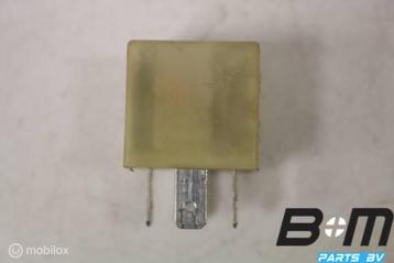 Relais voor magneetkoppeling aircopomp 267 VW Passat B5 beschikbaar voor biedingen