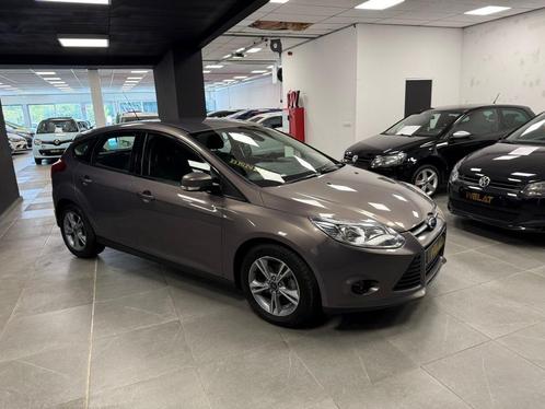 FORD FOCUS  2013 BENZINE 60.000 KM  TURBO TOP STAAT, Auto's, Ford, Bedrijf, Te koop, Focus, Bluetooth, Boordcomputer, Radio, Trekhaak