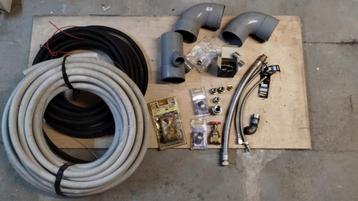 Lot de pièces plomberie - sanitaire + tubage souple beschikbaar voor biedingen
