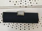 Pochette à bandoulière chaîne noir et argent fermoir orné de, Bijoux, Sacs & Beauté, Envoi, Utilisé, Noir, Autres marques
