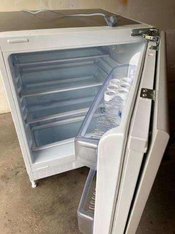 Beko inbouwkoelkast, Zonder vriesvak, 100 tot 150 liter, Zo goed als nieuw, 45 tot 60 cm