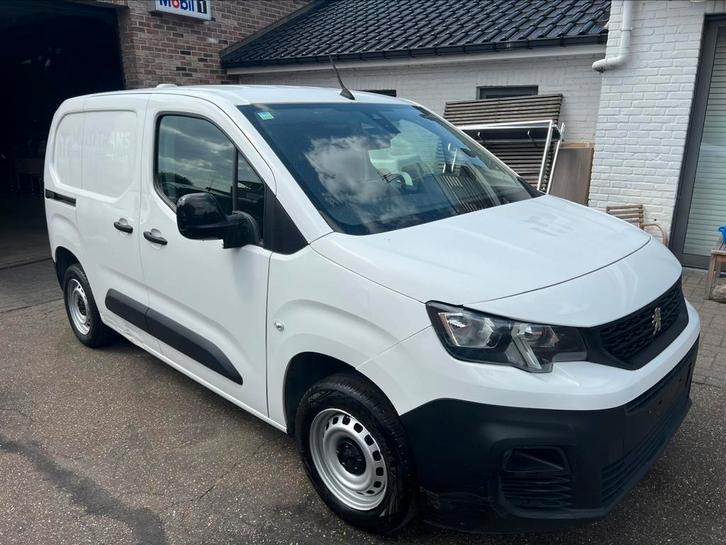 Peugeot Part. 2022 1.5 Hdi toutes options 6900€ hors TVA !!!, Autos, Camionnettes & Utilitaires, Entreprise, Achat, Caméra 360°