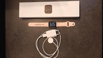 Apple Watch SE nieuwstaat! beschikbaar voor biedingen