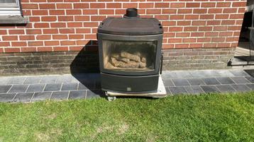 Gaskachel beschikbaar voor biedingen