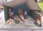 ambachtelijk vervaardigde kerststal met 8 figuren sixties, Antiek en Kunst, Ophalen