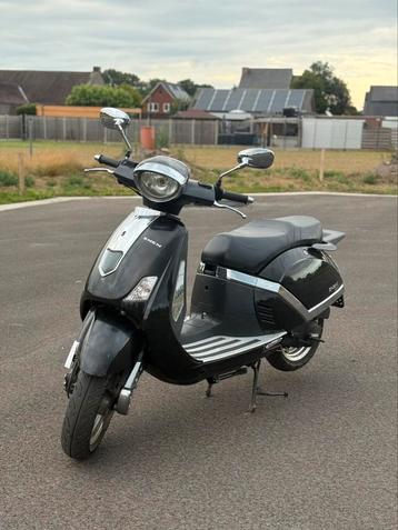 Znen ZN50QT-F 2010 A Klasse beschikbaar voor biedingen
