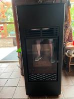 Pelletkachel type KARINA ZWART 9,5 KW, Doe-het-zelf en Bouw, Ophalen, Hoog rendement (Hr), Cv-ketel of Combi-ketel, Minder dan 60 cm