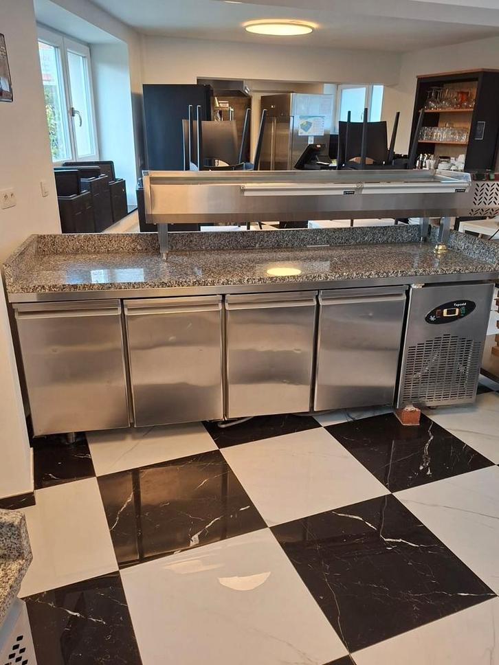 Table à pizza réfrigérée 2m35 - 4 portes, Articles professionnels, Horeca | Food, Enlèvement