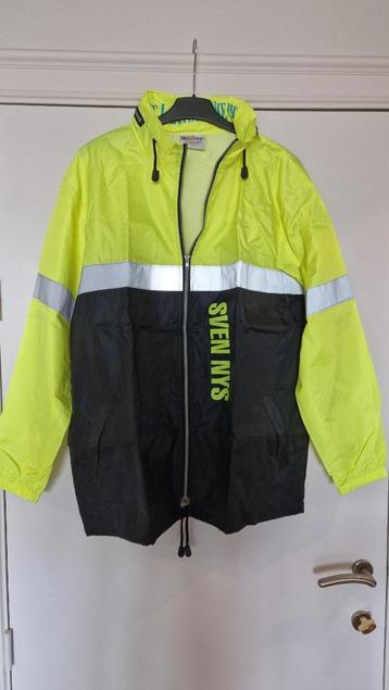 Fluo regenvestje SVEN NYS Het Laatste Nieuws XXL NIEUW beschikbaar voor biedingen