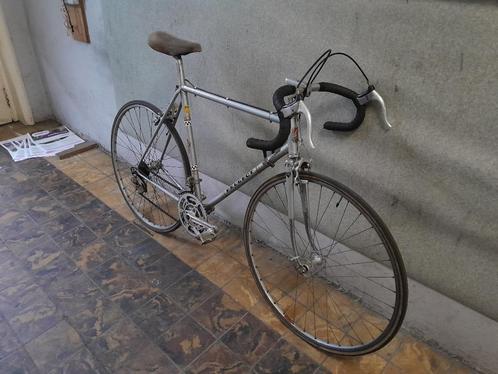 Vintage Peugeot, Fietsen en Brommers, Fietsen | Racefietsen, Gebruikt, 10 tot 15 versnellingen, 28 inch, Staal, Ophalen