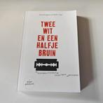 Twee wit en een halfje bruin, Ophalen of Verzenden, Zo goed als nieuw
