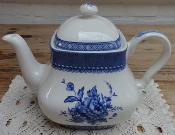 SALE Engelse theepot, Churchill, Out of the Blue beschikbaar voor biedingen