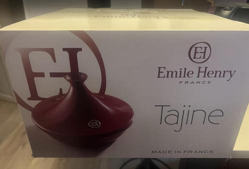 Tajine, nieuw in de verpakking, 32cm "Emile Henry", Huis en Inrichting, Keuken | Potten en Pannen, Nieuw, Kookpan of Snelkookpan