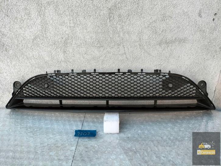 A2138856900, MERCEDES E KLASSE W213 AMG BUMPER GRILLE, Auto-onderdelen, Carrosserie, Bumper, Mercedes-Benz, Gebruikt