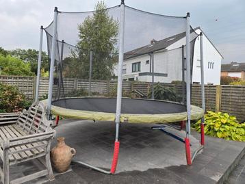 Trampoline Domyos ,diameter 4,20 meter hoogte 2,77  disponible aux enchères