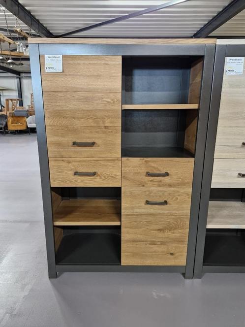 Eikenhouten wandkast, Huis en Inrichting, Kasten | Wandmeubels, Nieuw, 150 tot 200 cm, Minder dan 150 cm, 25 tot 50 cm, Met lade(s)