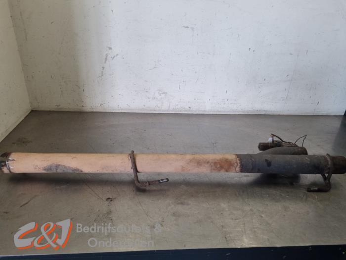 Echappement silencieux central d'un Dodge RAM, Autos : Pièces & Accessoires, Systèmes d'échappement, Dodge, Utilisé, 3 mois de garantie