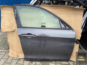 Alfa Romeo Stelvio voordeur rechts beschikbaar voor biedingen