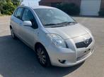 Toyota Yaris benzine airco 110000 km, Auto's, Toyota, 4 cilinders, Bedrijf, 5 zetels, Handgeschakeld