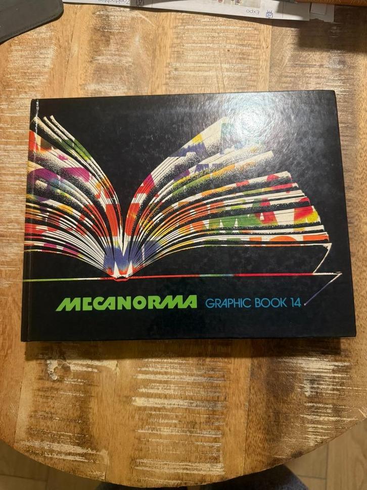 Mecanorma Graphic Book 14 (1988), Boeken, Kunst en Cultuur | Fotografie en Design, Gelezen, Overige onderwerpen, Ophalen of Verzenden