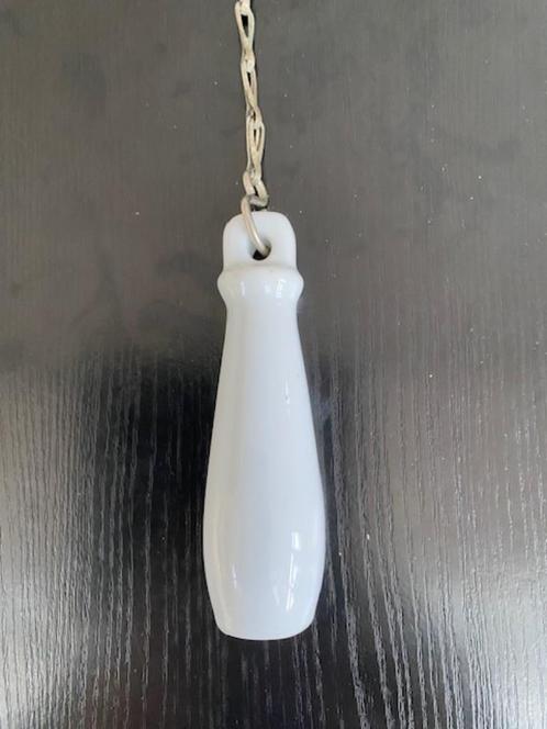 Antiek porseleinen witte WC / water closet trekker + ketting, Antiek en Kunst, Curiosa en Brocante, Ophalen of Verzenden