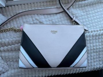 Handbag Guess sac beschikbaar voor biedingen