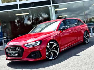 Audi RS4 2.9 V6 TFSI QUATTRO / MASSAGE / CAM / NIGHT / LEAT beschikbaar voor biedingen