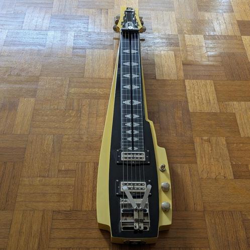 Duesenberg Pomona 6, Muziek en Instrumenten, Snaarinstrumenten | Gitaren | Elektrisch, Zo goed als nieuw, Solid body, Overige merken