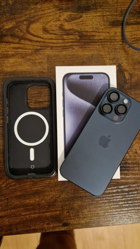 Iphone 15 pro 256gb, Télécoms, Téléphonie mobile | Housses, Coques & Façades | Apple iPhone, Comme neuf, Enlèvement ou Envoi
