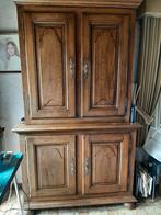 Eiken kast, Ophalen