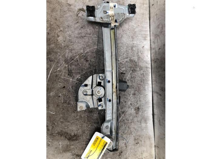 Ruitmechaniek 4Deurs links-voor van een Peugeot 208, Auto-onderdelen, Ruiten en Toebehoren, Peugeot, Gebruikt, 3 maanden garantie