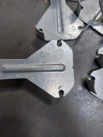 plagyp veerklemplafondhanger  7 stuks beschikbaar voor biedingen