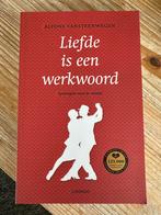 Alfons Vansteenwegen - Liefde is een werkwoord, Boeken, Ophalen, Zo goed als nieuw, Alfons Vansteenwegen