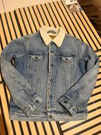 Veste Levi’s Sherpa Trucker Jacket denim clair – Taille S, Blauw, Ophalen of Verzenden, Zo goed als nieuw, Levi’s