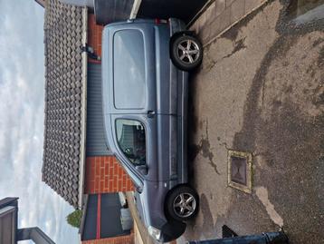 Berlingo 1.6 hdi 2006, 155.000 km Moet andere motorblok in! beschikbaar voor biedingen