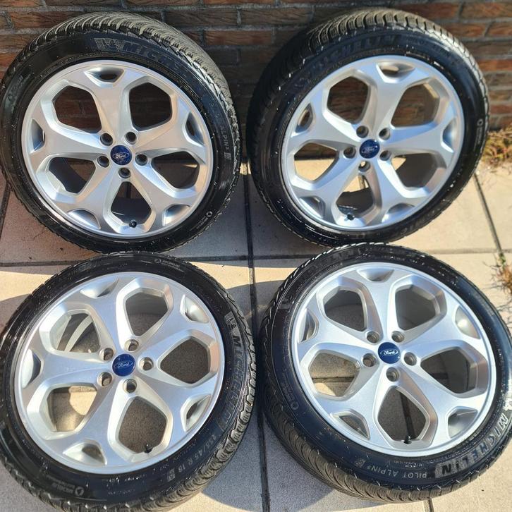 Ford winterset Michelin 18 inch 5x108 235/45 R18, Auto-onderdelen, Banden en Velgen, Banden en Velgen, Winterbanden, 18 inch, 235 mm