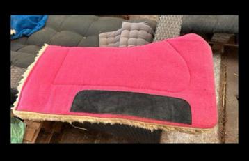 Roze pad  beschikbaar voor biedingen