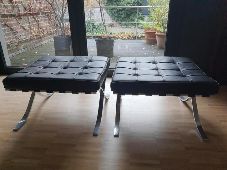 2 Ottoman (poef) Barcelona, Huis en Inrichting, Zetels | Voetbanken en poefs, Zo goed als nieuw, Metaal, Ophalen
