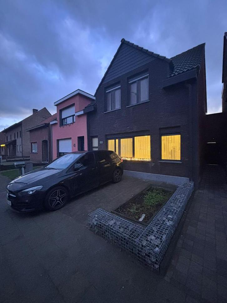 Huis te huur volledig gemeubileerd, Immo, Huizen te huur, Antwerpen (stad), Direct bij eigenaar, C