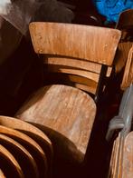 Vintage houten schoolstoelen en stapelstoelen, Huis en Inrichting, Ophalen